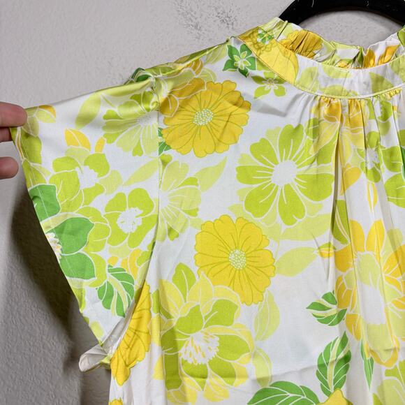 Emily Wonder Large Shirt Blouse Yellow Floral Ruffled Neckline Flutter Sleeves - Picture 3 of 9